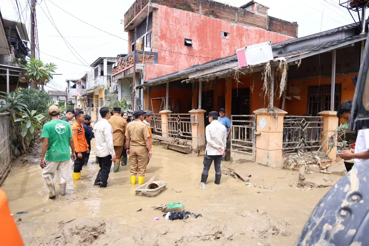 Respon Cepat! Pemkab Bogor Turunkan Alat Berat Tangani 73 Rumah Warga yang Terendam