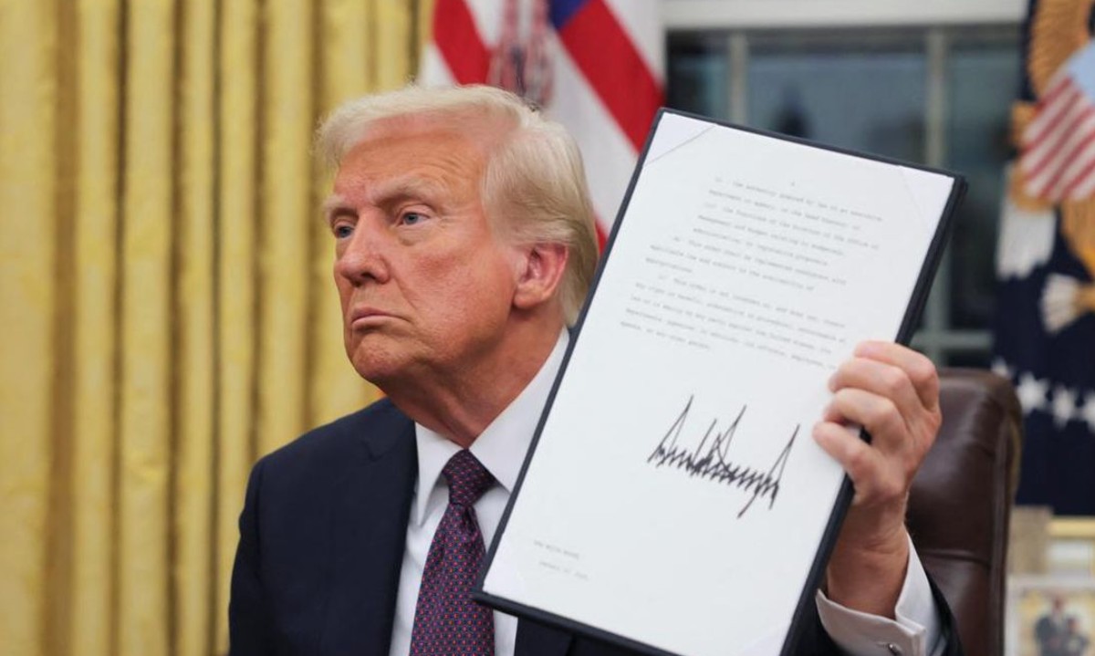 Donald Trump tinjau ulang hak kewarganegaraan lahir