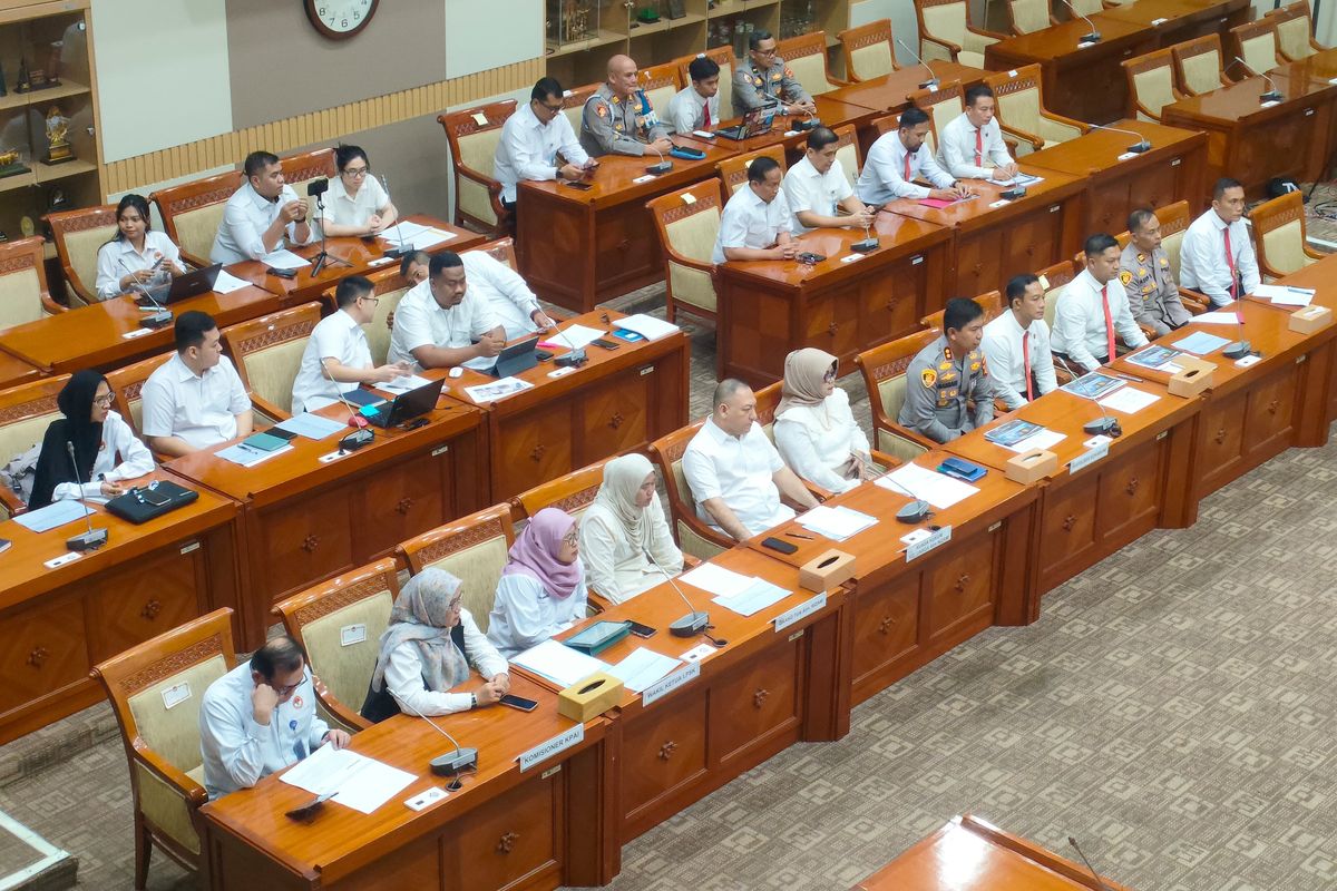 ayah kandung NS anggota geng. Komisi III DPR desak polisi tindak tegas ancaman terhadap ibu kandung korban di Sukabumi