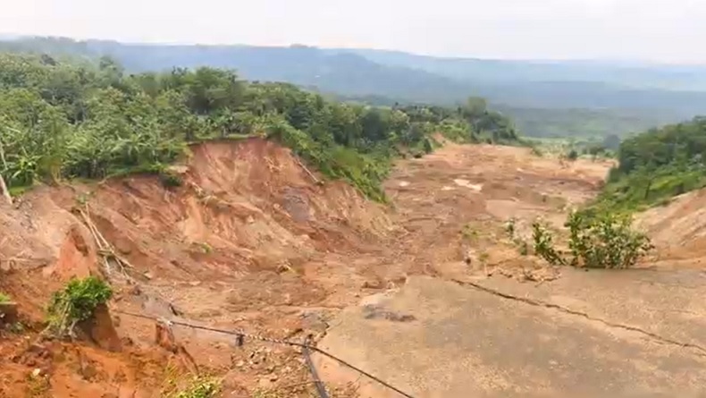 Sebanyak 32 rumah di Bayah Timur terdampak Pergeseran Tanah Lebak Banten