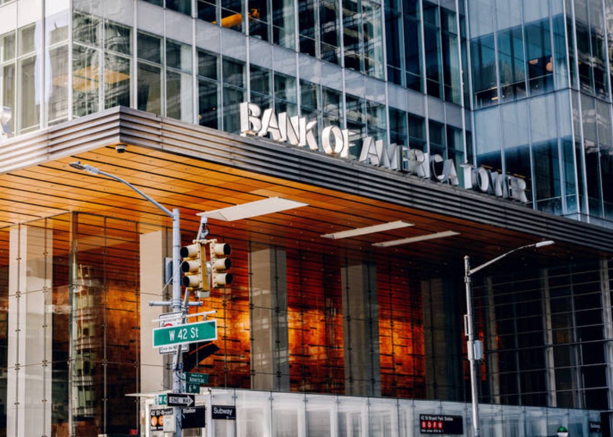 Polisi Paris menggagalkan aksi Bom Bank of America pada Sabtu