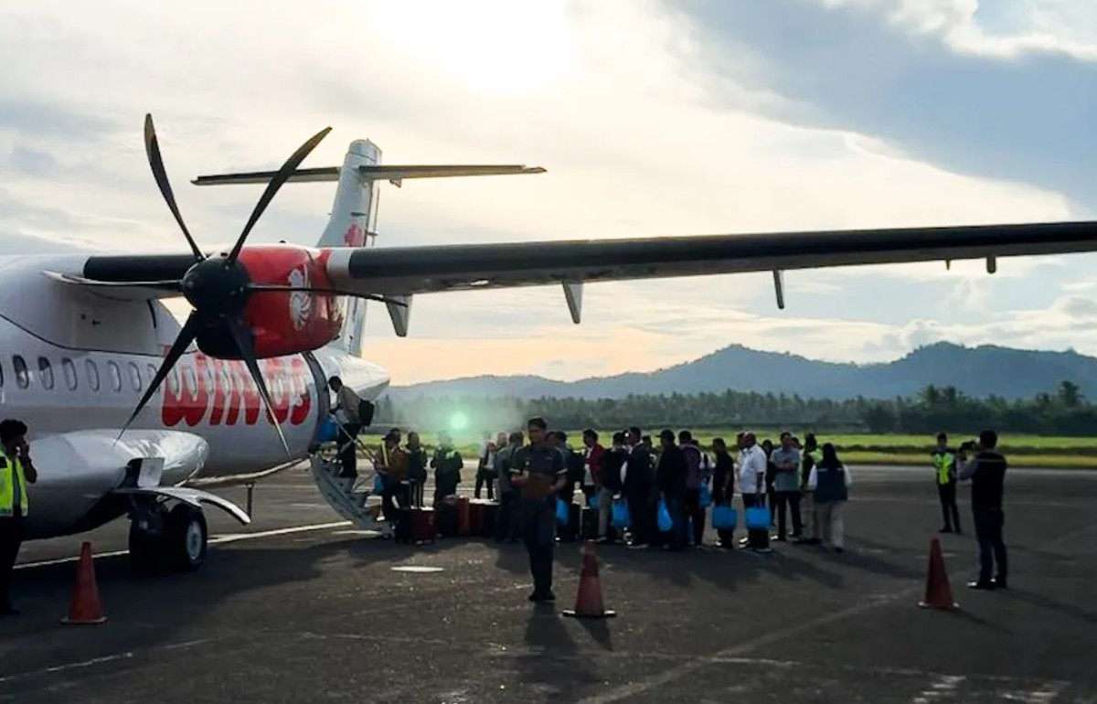 Layanan di Bandara Sam Ratulangi Manado tetap beroperasi normal pasca gempa M 7,6