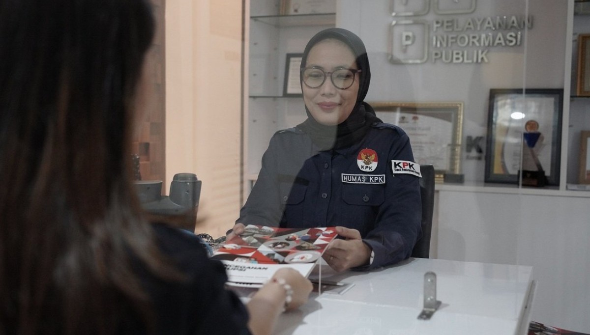 KPK tetap melayani publik dan melanjutkan pemeriksaan saksi kasus korupsi