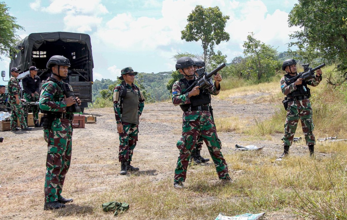 Prajurit Petarung Hiu Petarung asah kemampuan operasikan senjata bantuan Yonif 3 Marinir